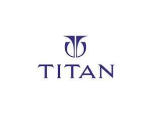 Titan gets interim relief, Delhi HC tells Snapdeal to delist 